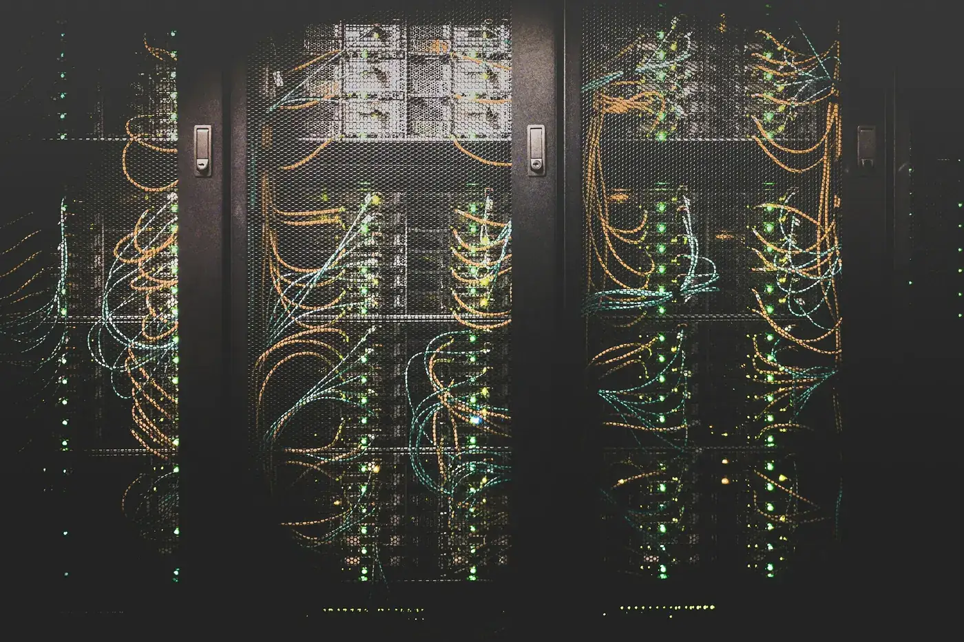 Rack-mounted servers with structured cabling in a commissioned server rack